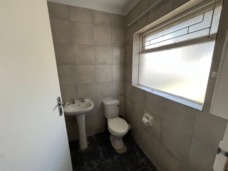2 Bedroom Property for Sale in Table View Western Cape